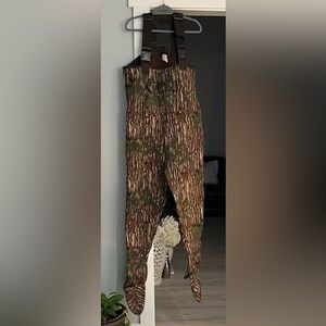 Avid Camo Neoprene Outdoor Cargo Pants size L
